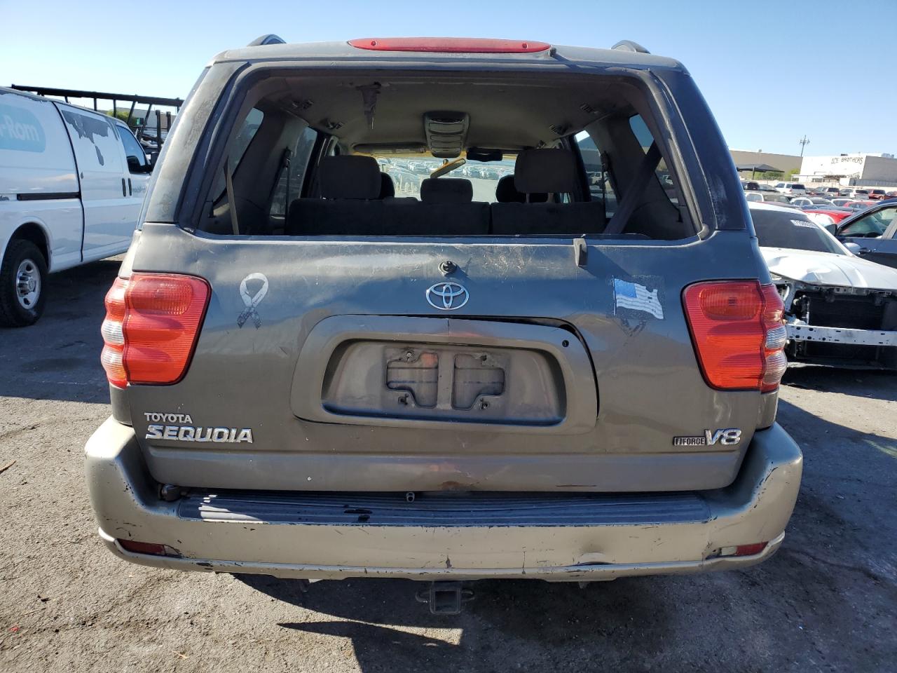 2004 Toyota Sequoia Sr5 VIN: 5TDZT34A94S210988 Lot: 71857324