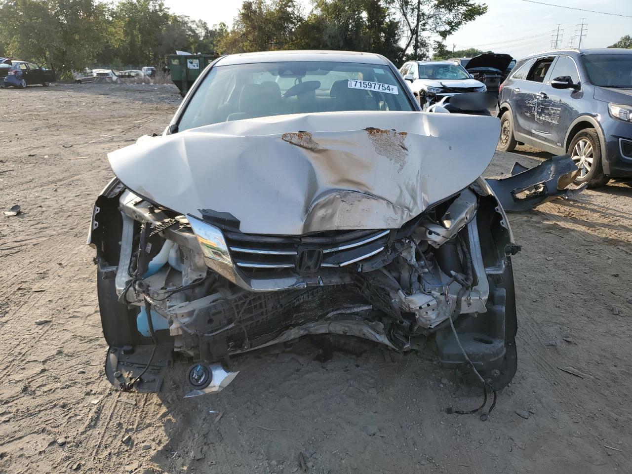 VIN 1HGCR3F84FA009127 2015 HONDA ACCORD no.5