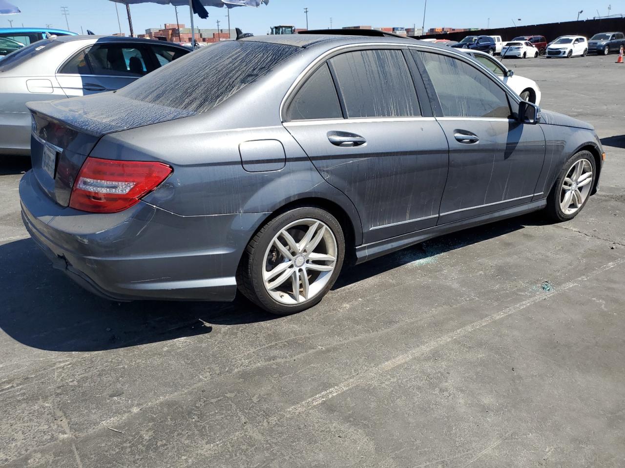 VIN WDDGF4HB5ER305271 2014 MERCEDES-BENZ C-CLASS no.3