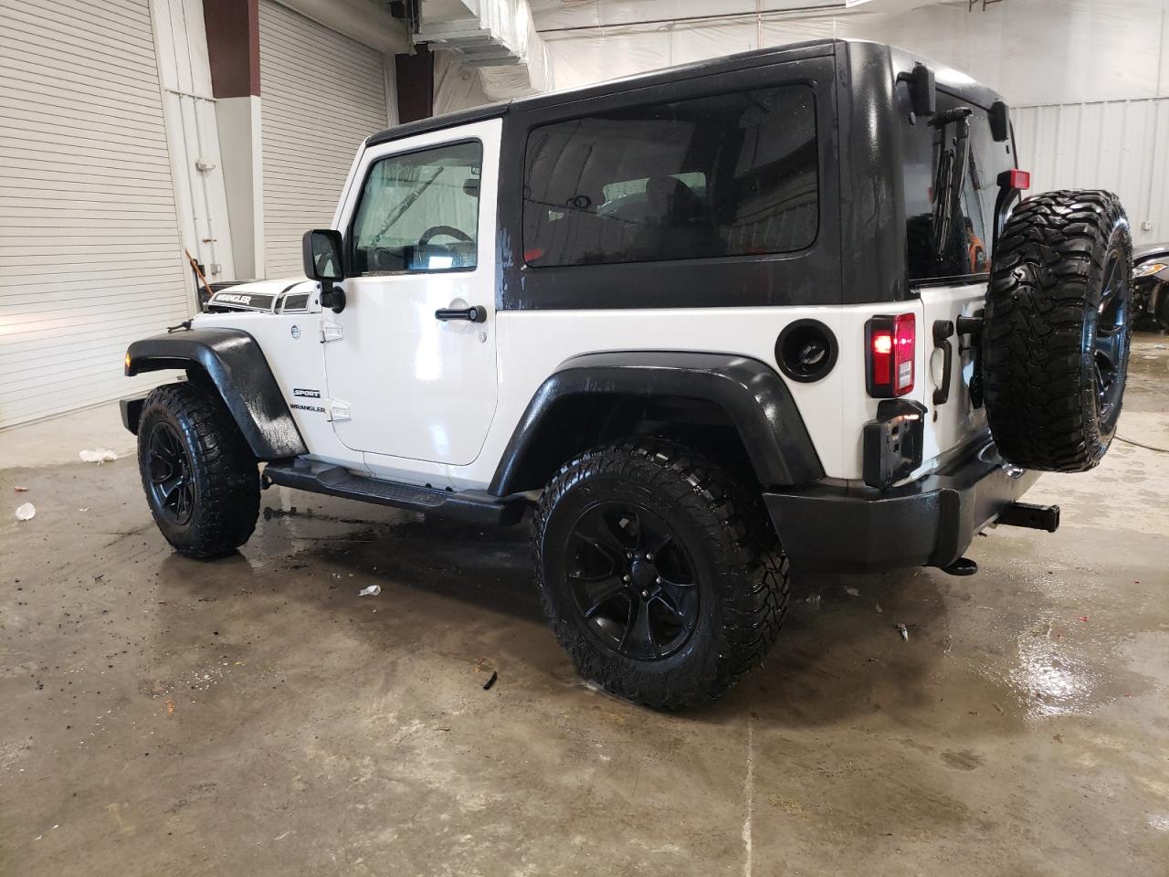 1C4AJWAG9HL739877 2017 JEEP WRANGLER - Image 2