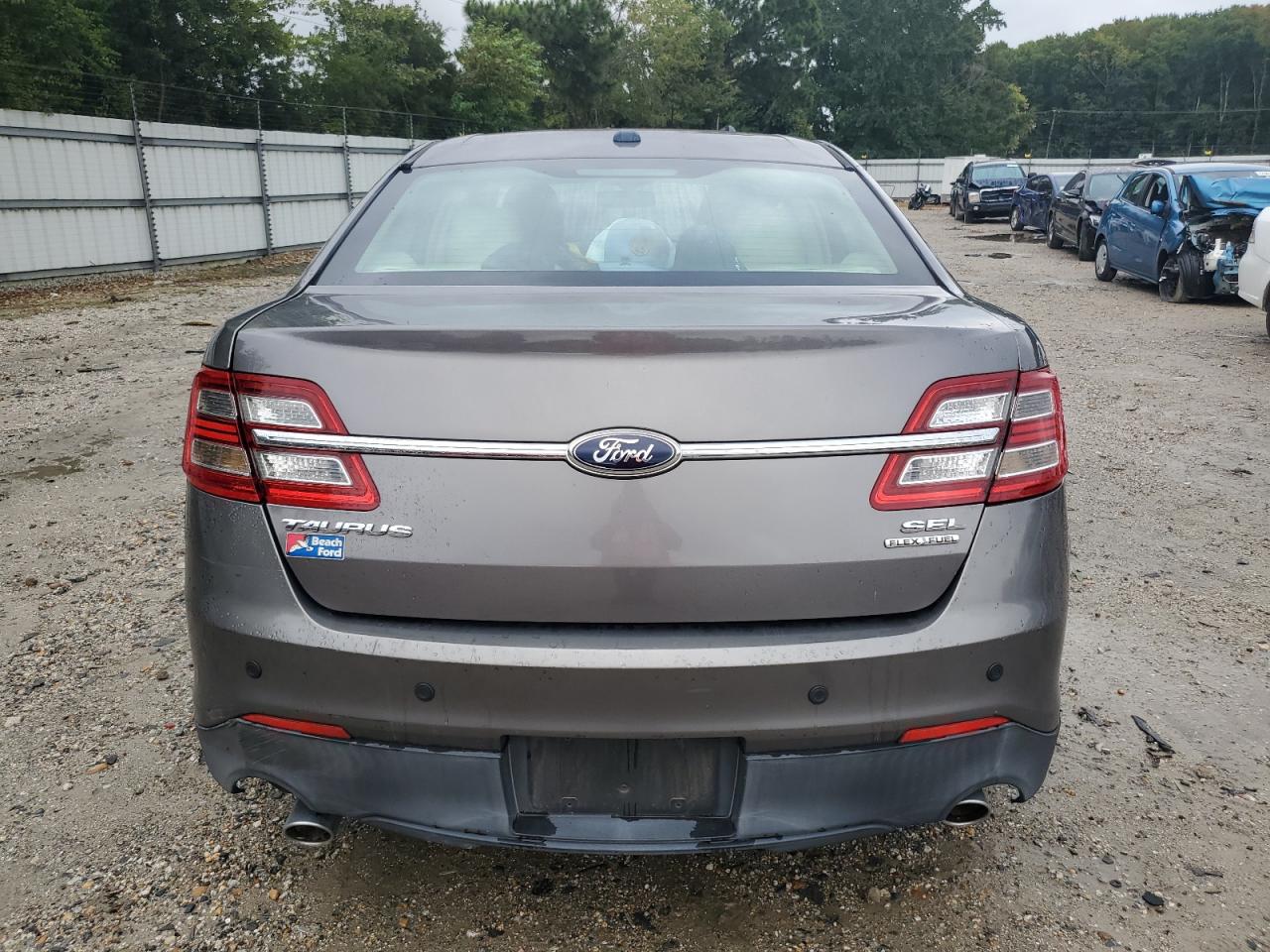 1FAHP2E85EG132880 2014 Ford Taurus Sel