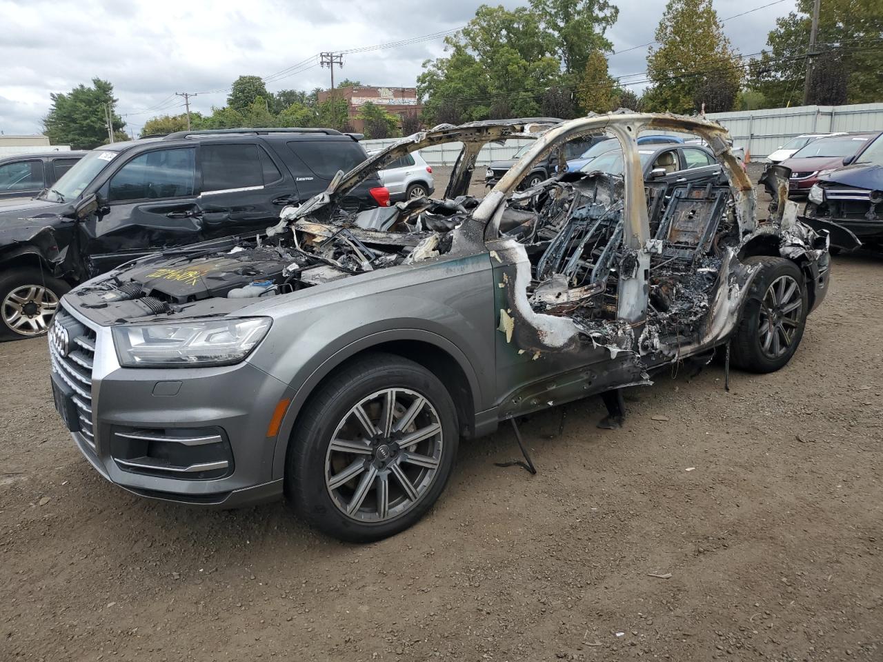 2017 Audi Q7 - Image 1