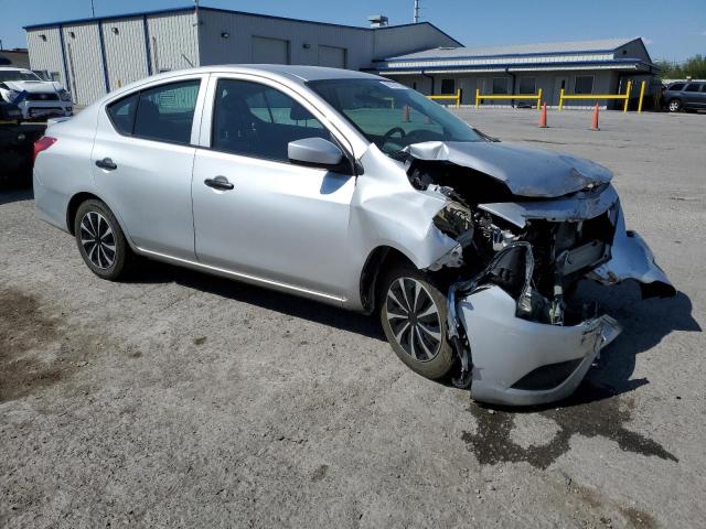  NISSAN VERSA 2019 Silver