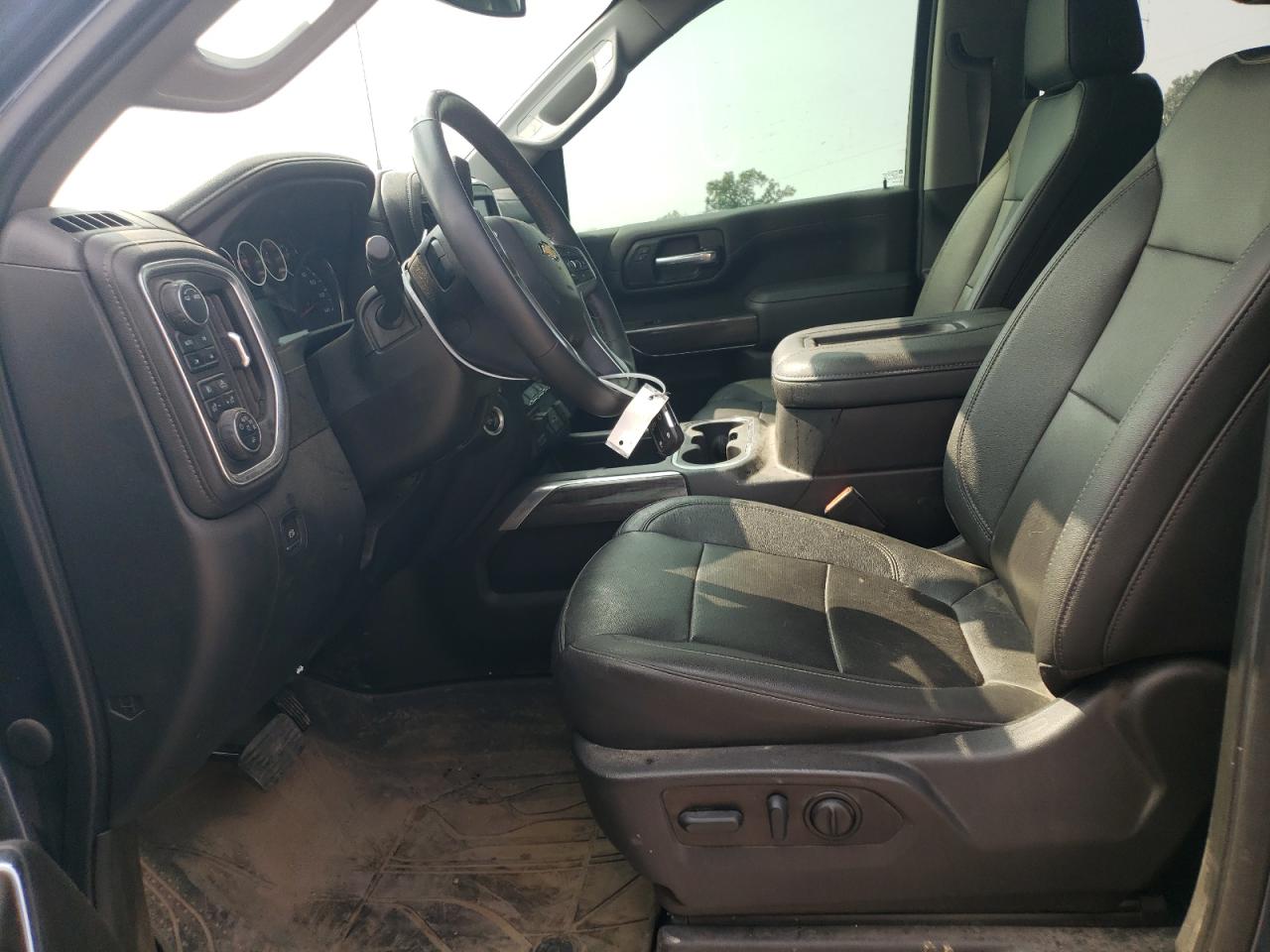 2022 Chevrolet Silverado - Image 7