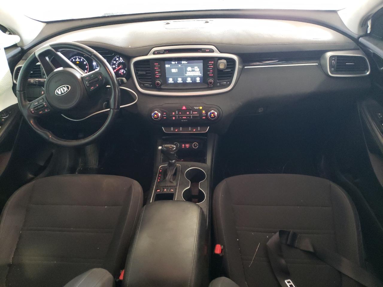 2017 Kia Sorento - Image 8