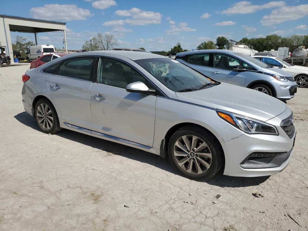 2016 Hyundai Sonata - Image 4