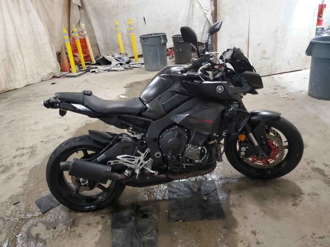 JYARN48E9HA001259 2017 Yamaha Fz10