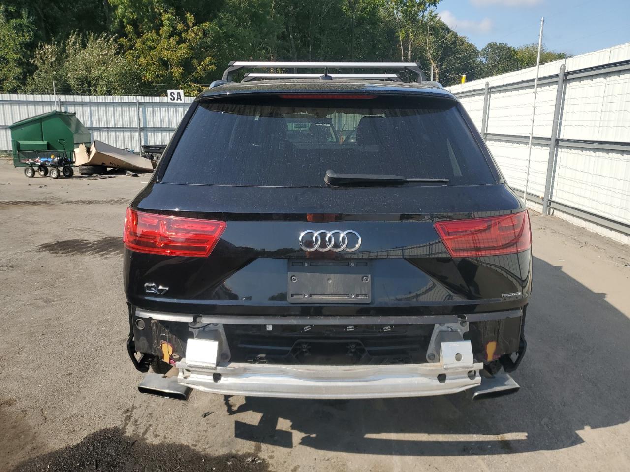 WA1LAAF74KD045890 2019 Audi Q7 Premium Plus