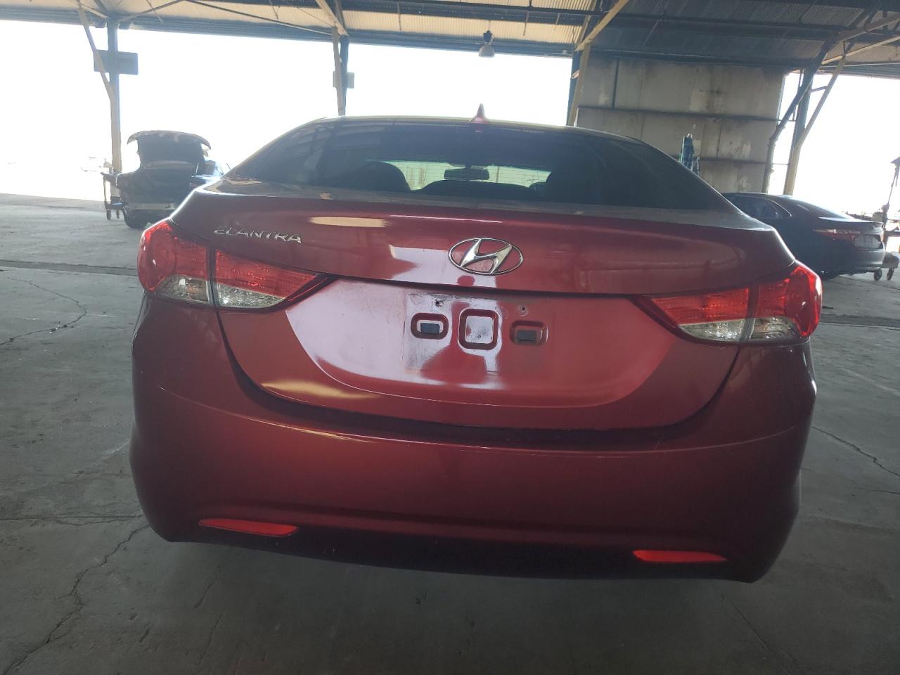 2013 Hyundai Elantra - Image 6