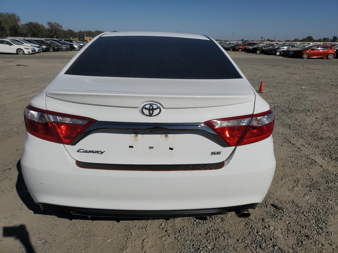 2016 Toyota Camry Le VIN: 4T1BF1FK8GU572390 Lot: 73210694