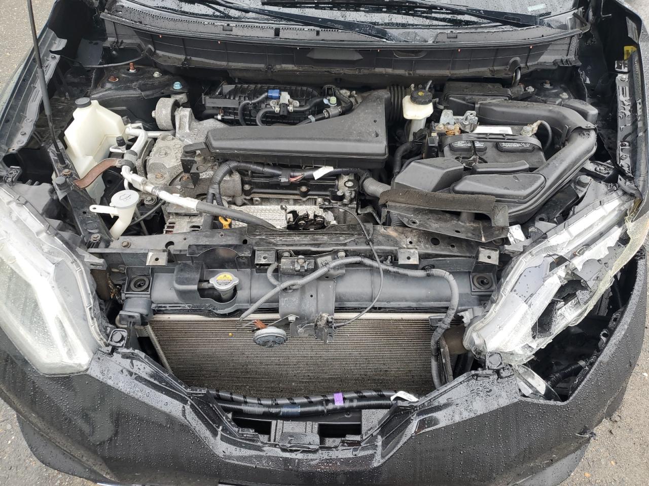 2016 Nissan Rogue - Image 12