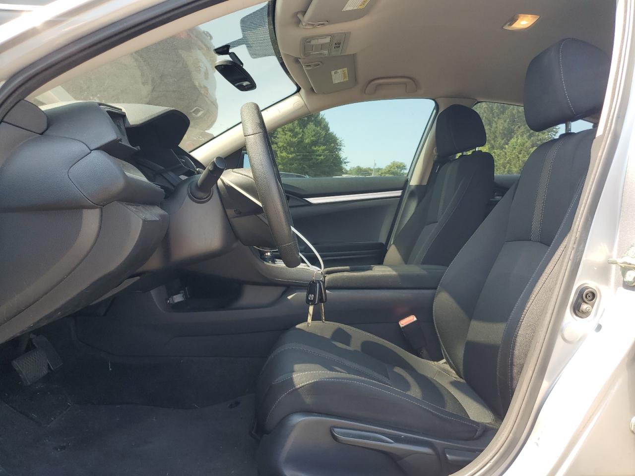 19XFC2F54HE224102 2017 Honda Civic Lx