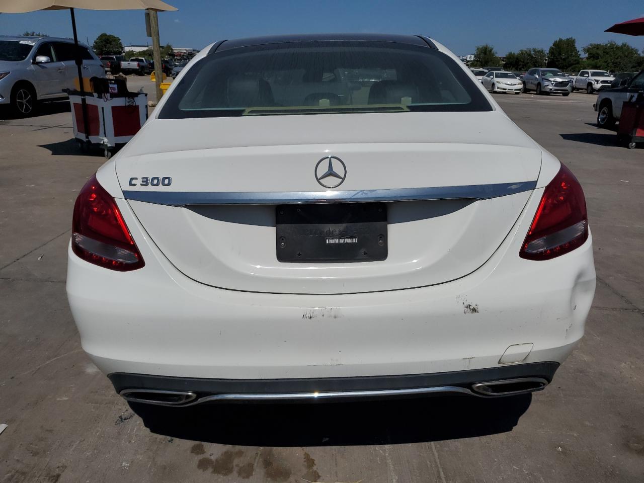 2017 Mercedes-Benz C 300 VIN: 55SWF4JBXHU197545 Lot: 72615484