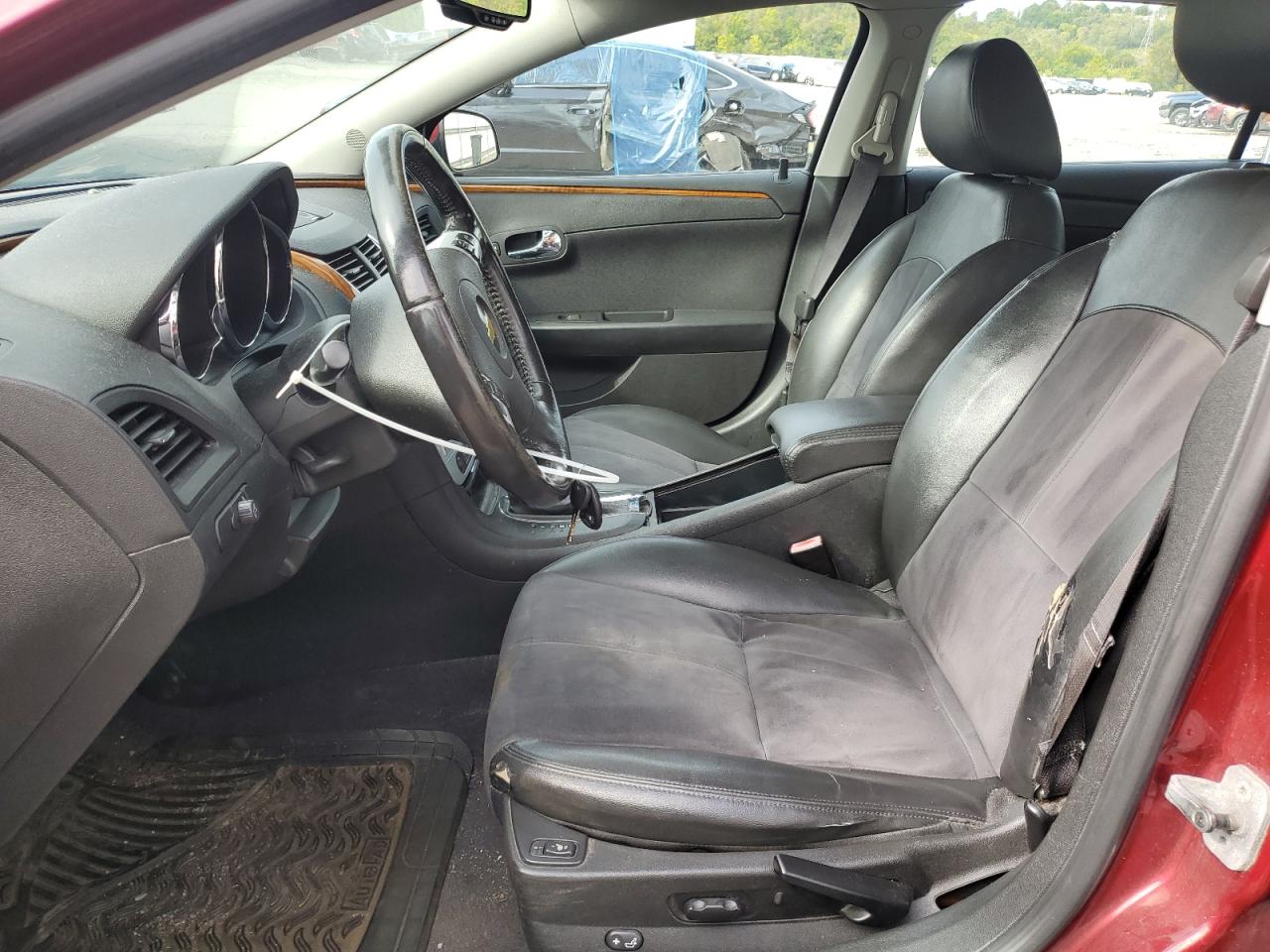 1G1ZD5E11BF264475 2011 Chevrolet Malibu 2Lt