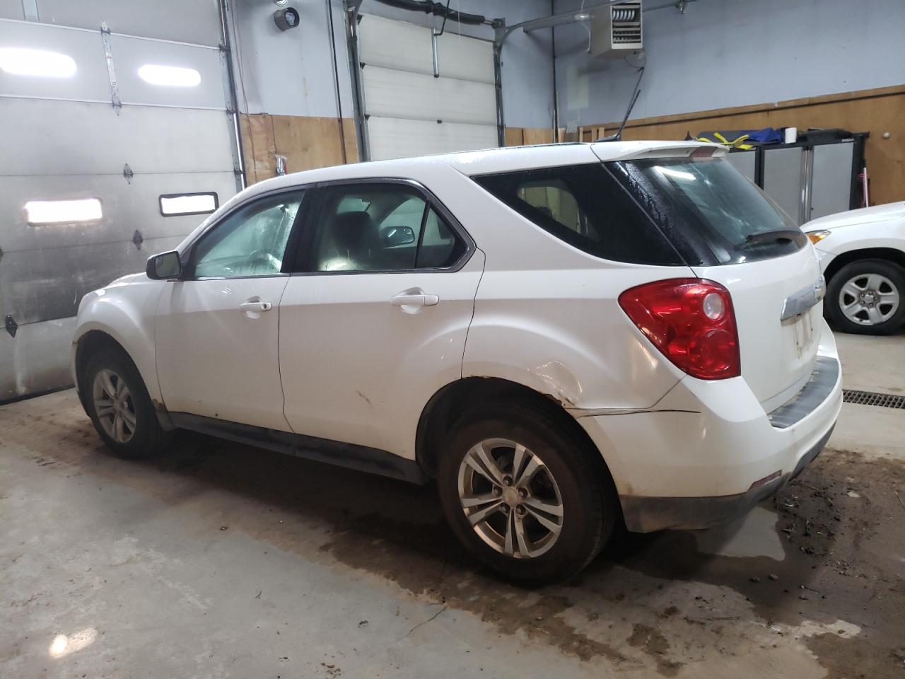2014 Chevrolet Equinox - Image 2