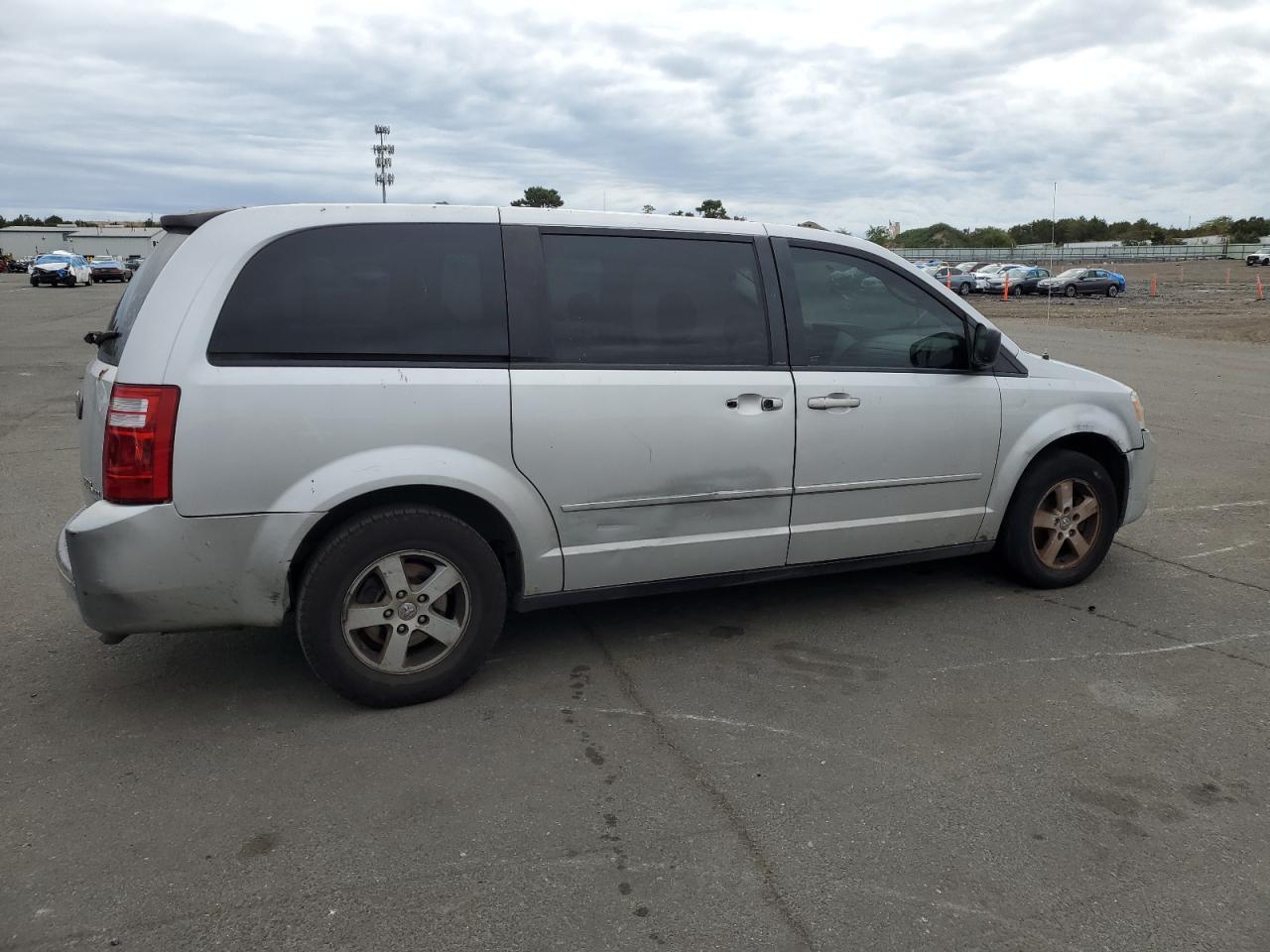 2D4RN4DE0AR123569 2010 Dodge Grand Caravan Se