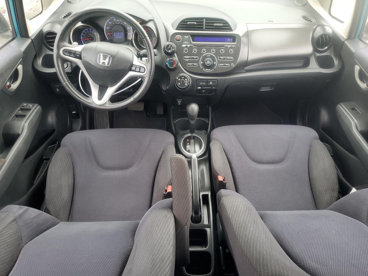 2013 Honda Fit Sport VIN: JHMGE8H58DC000958 Lot: 73195334