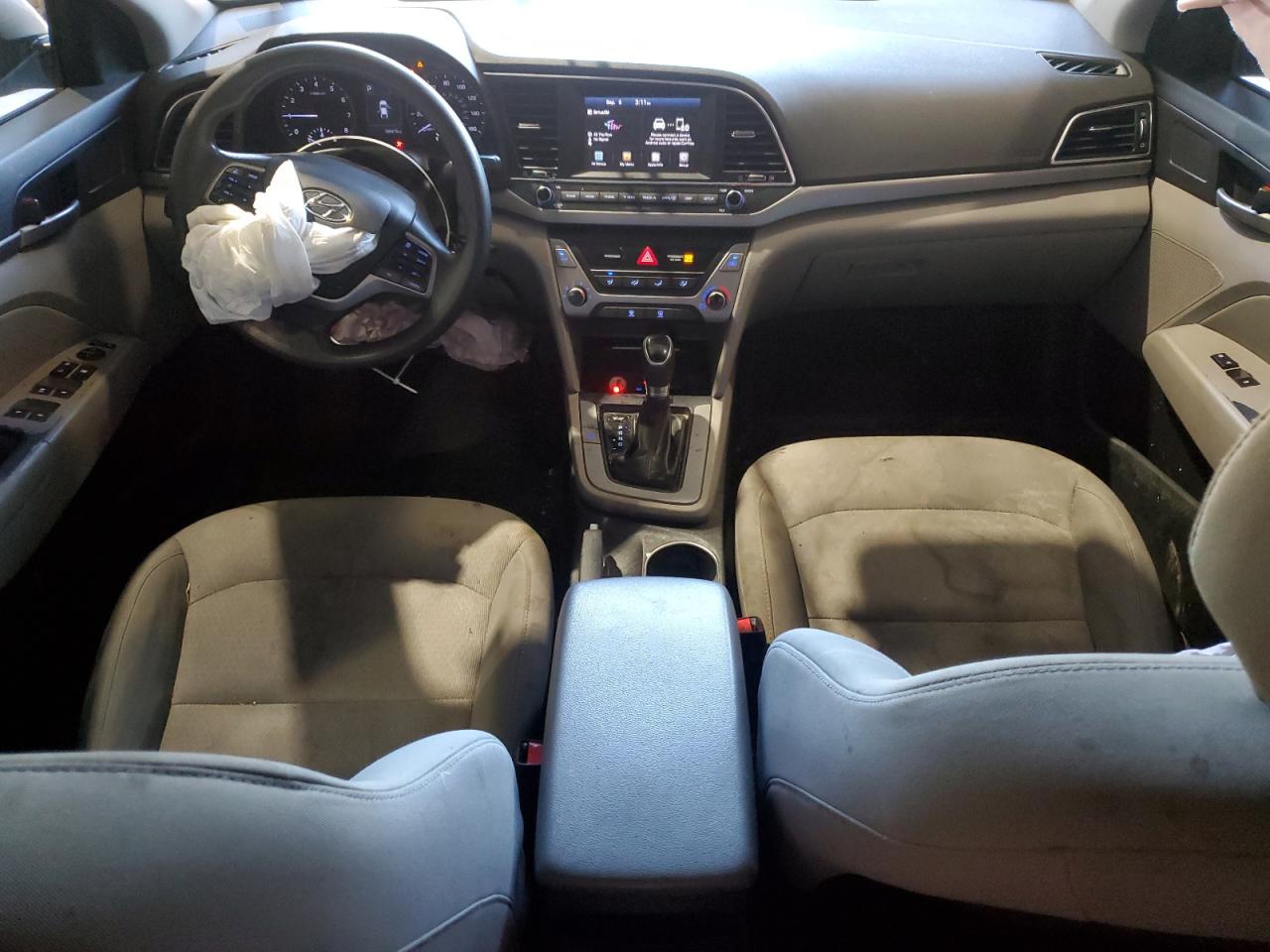 2018 Hyundai Elantra - Image 8