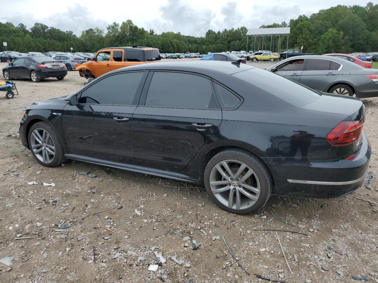 1VWAA7A3XJC049027 2018 VOLKSWAGEN PASSAT - Image 2