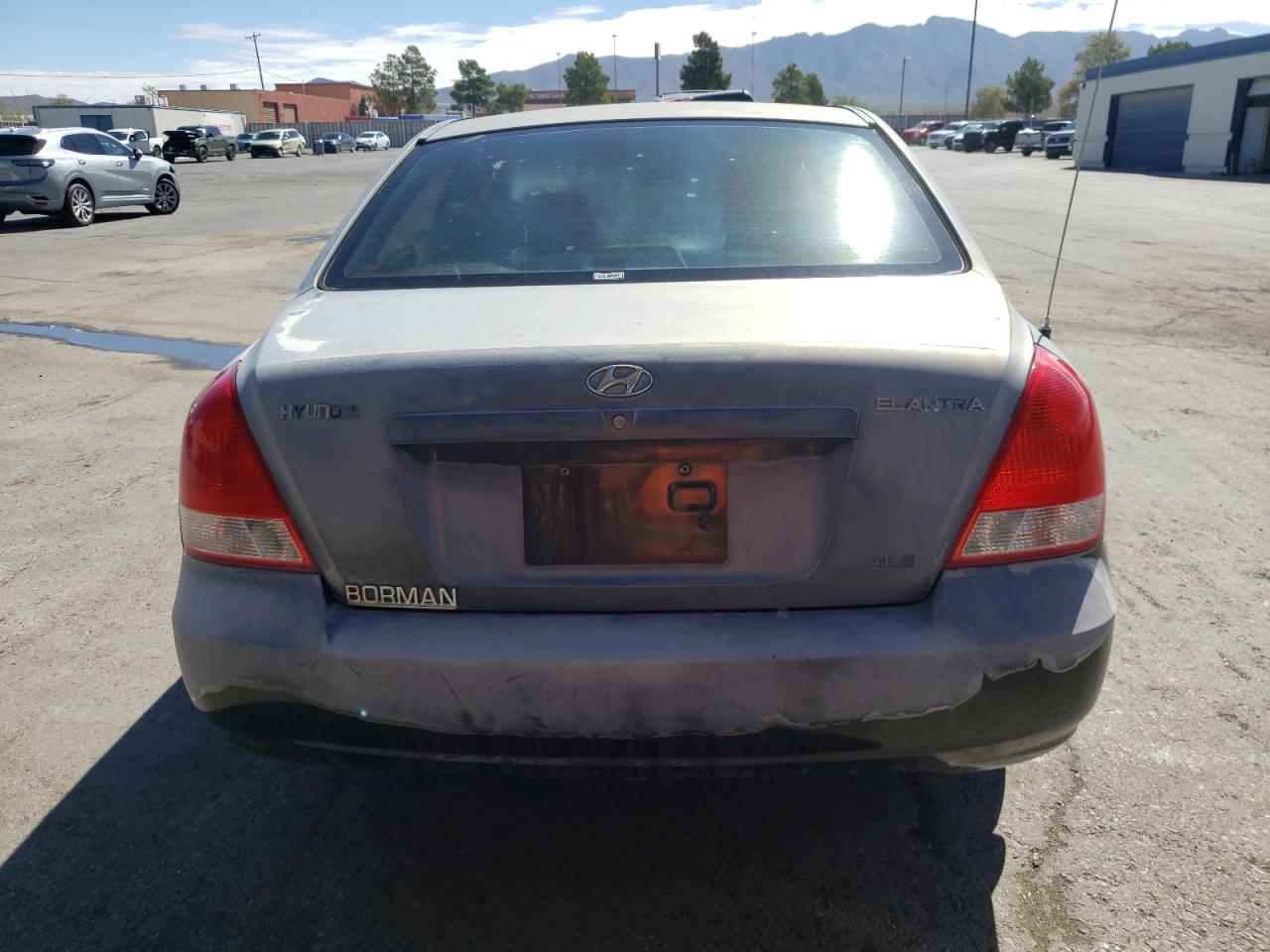 KMHDN45D42U464728 2002 Hyundai Elantra Gls