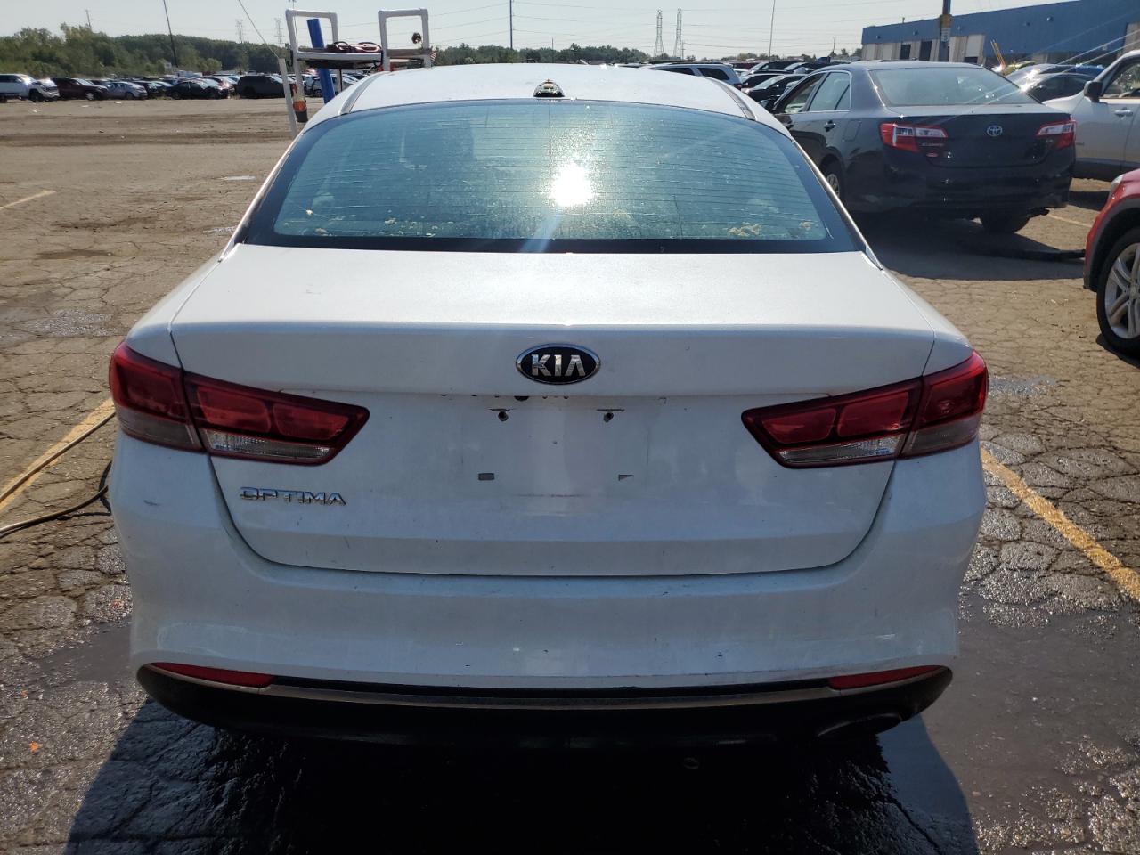 2016 Kia Optima Lx VIN: 5XXGT4L30GG082100 Lot: 71435284