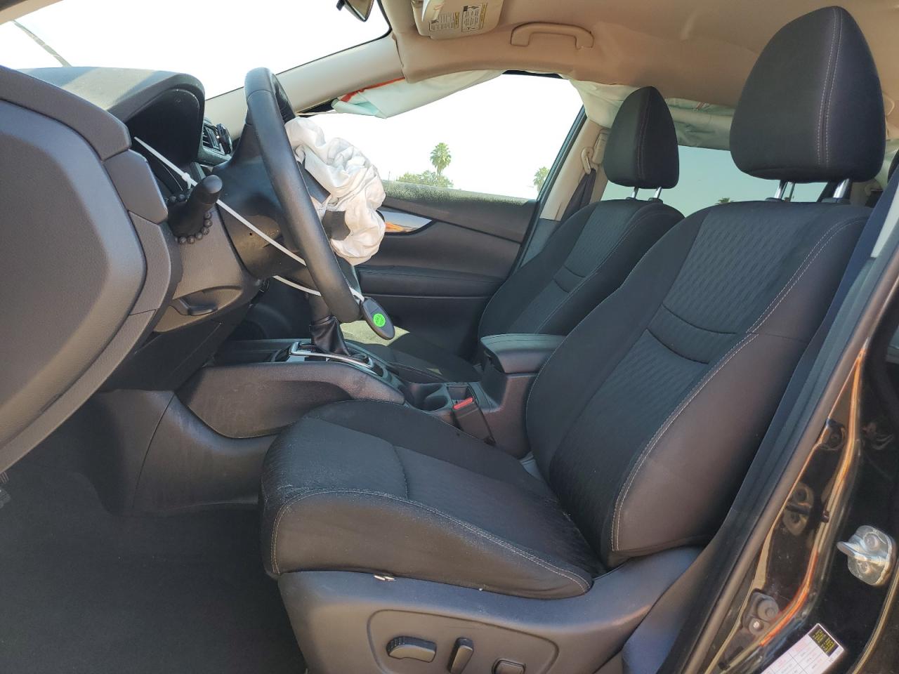 2020 Nissan Rogue - Image 7