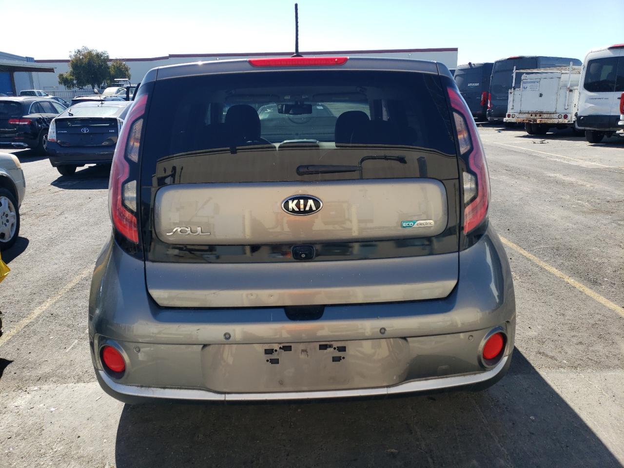 KNDJX3AEXF7001572 2015 Kia Soul Ev