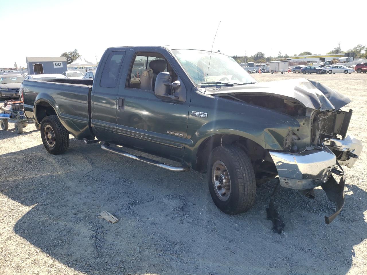 2002 Ford F250 - Image 4