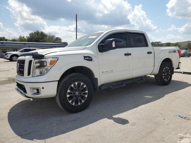 2017 Nissan Titan Sv