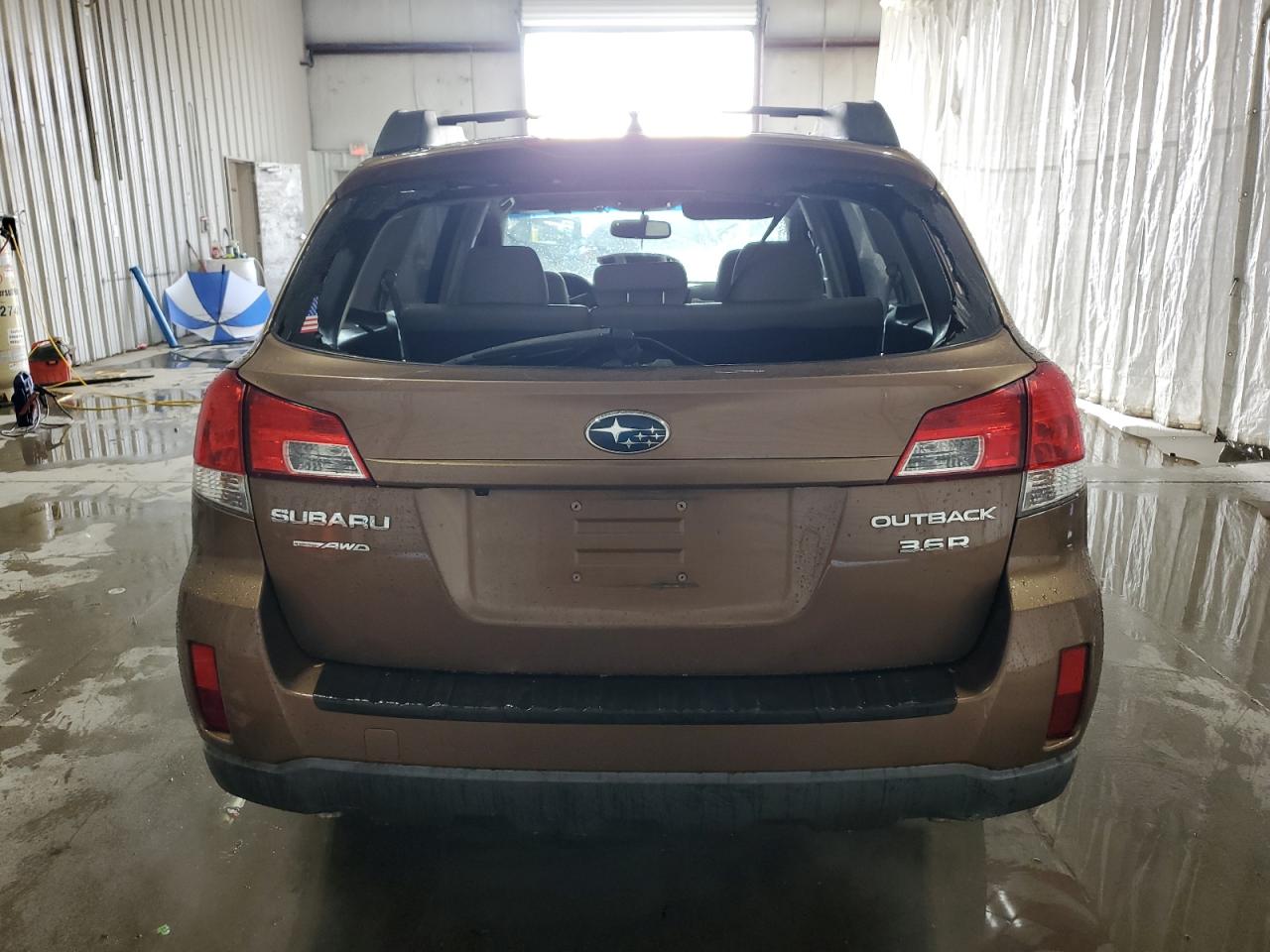 4S4BRDKC7B2331223 2011 Subaru Outback 3.6R Limited