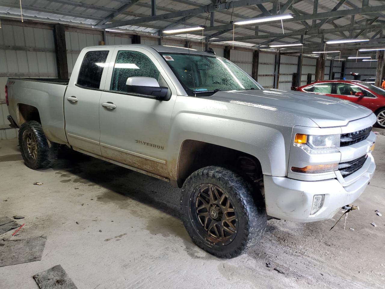 2017 Chevrolet Silverado - Image 4