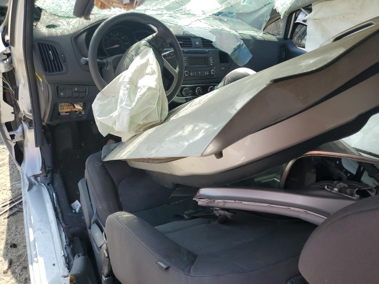 2015 Kia Rio Lx VIN: KNADM5A35F6424112 Lot: 71223754