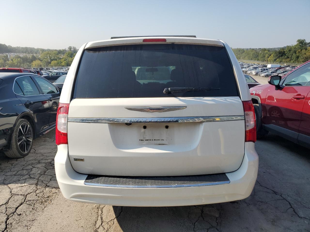 2014 Chrysler Town & Country Touring VIN: 2C4RC1BG8ER437580 Lot: 72204914