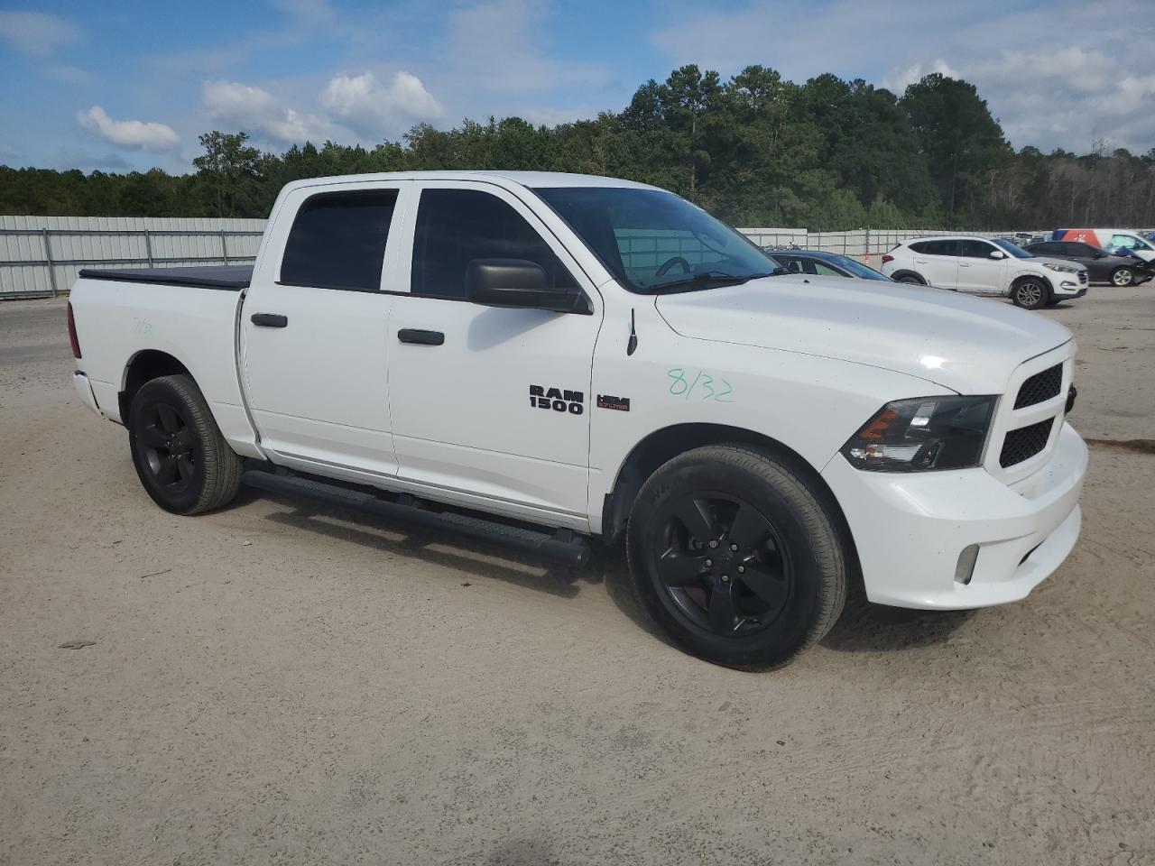 2017 Ram 1500 St VIN: 1C6RR6KT4HS683349 Lot: 69503504