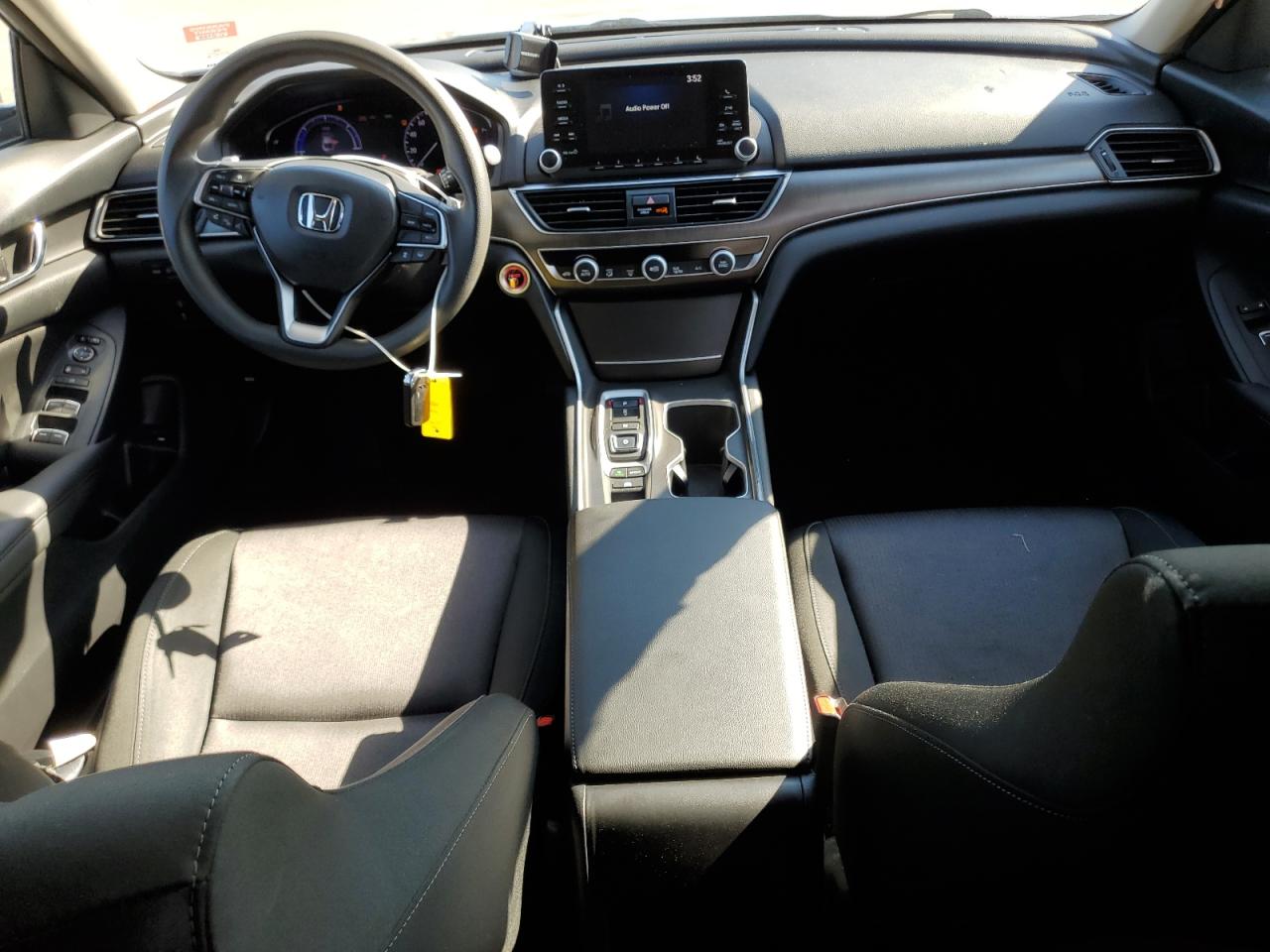 1HGCV3F1XLA008218 2020 Honda Accord Hybrid