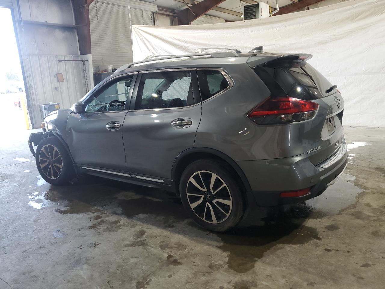 2020 Nissan Rogue - Image 2