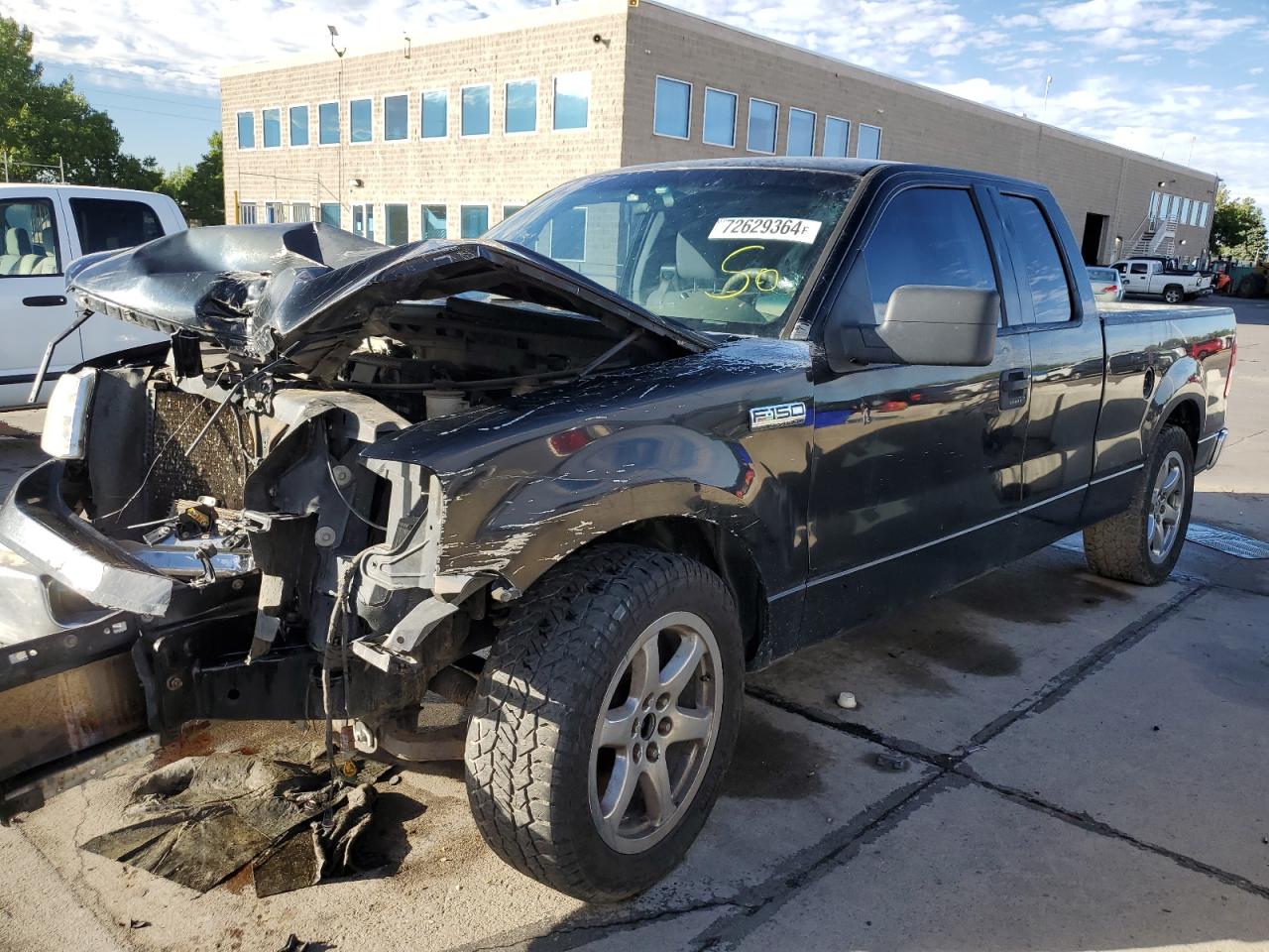 2005 Ford F-150 - Image 1