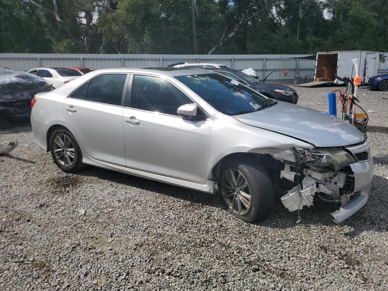 2013 Toyota Camry - Image 4