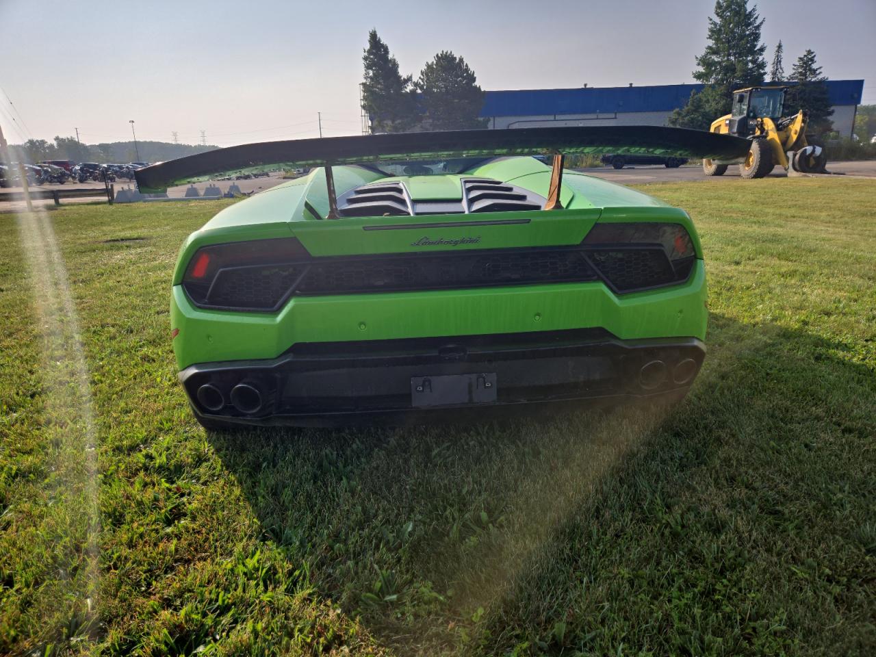 ZHWUR2ZF7HLA08210 2017 Lamborghini Huracan