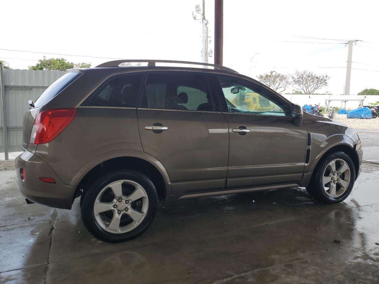 2014 Chevrolet Captiva - Image 3
