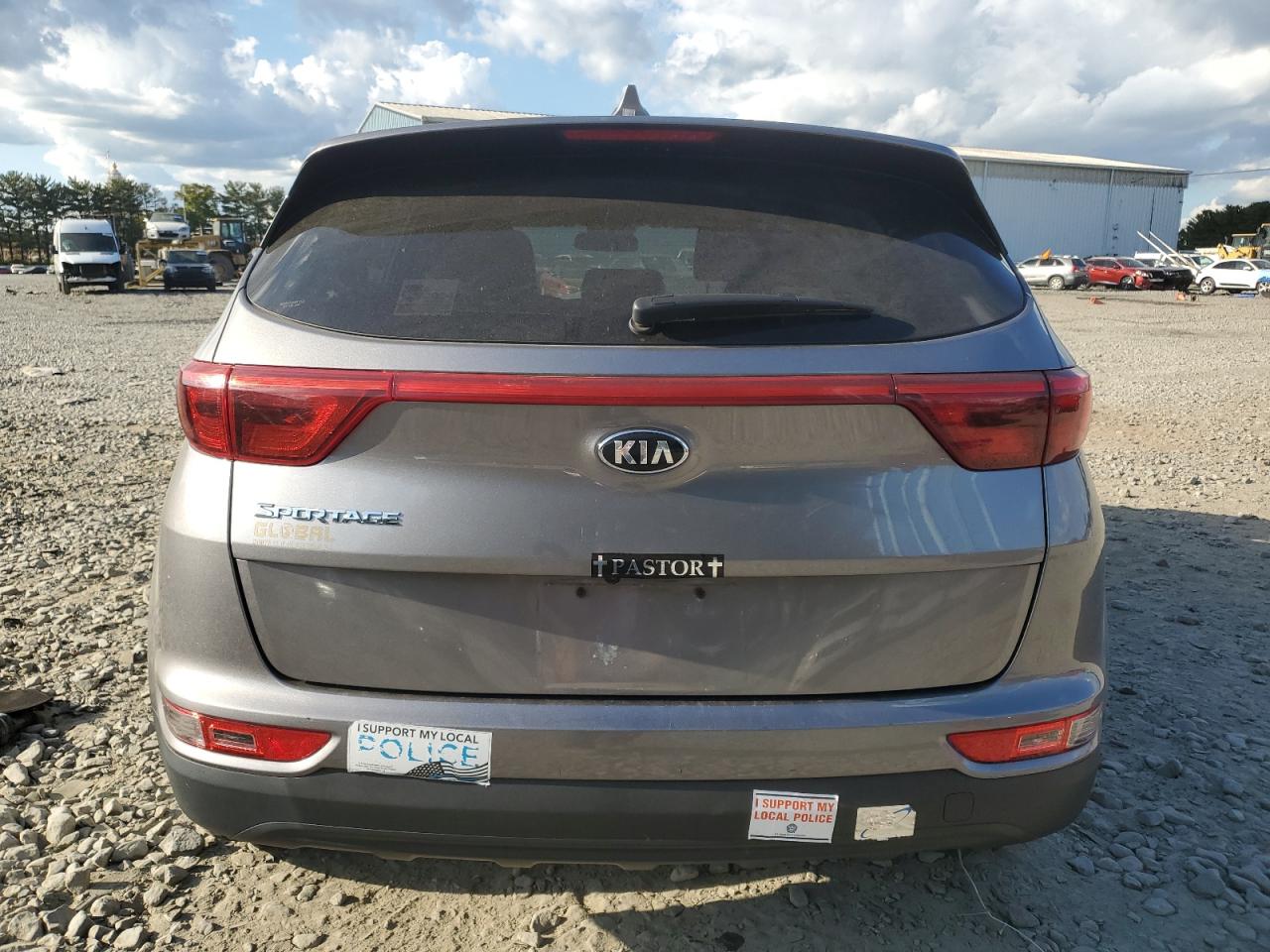 KNDPMCAC4J7364654 2018 Kia Sportage Lx