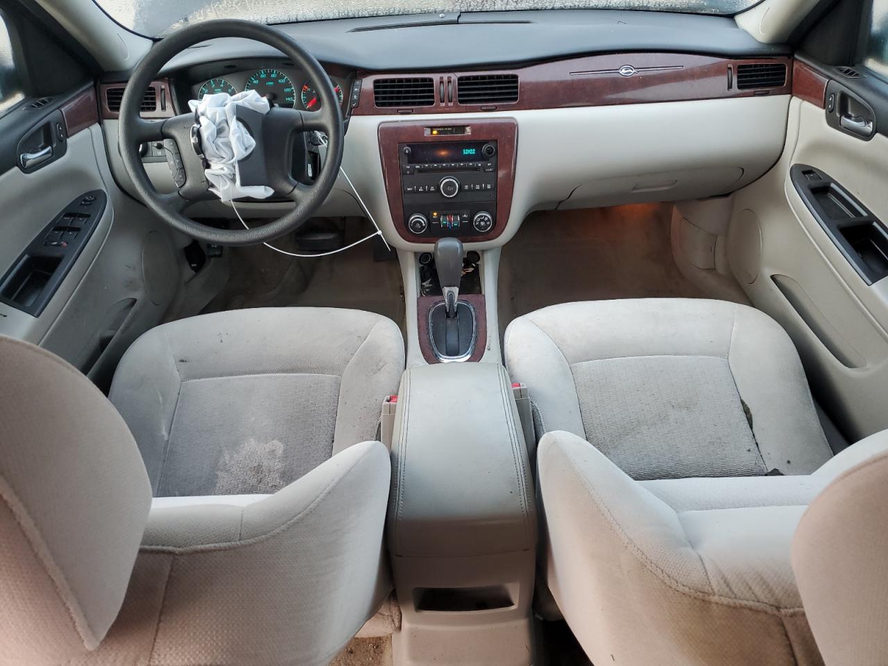 2009 Chevrolet Impala - Image 8