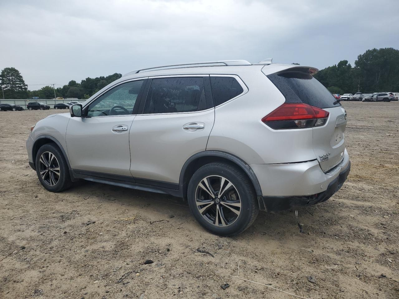 2020 Nissan Rogue S VIN: JN8AT2MTXLW015610 Lot: 69429054