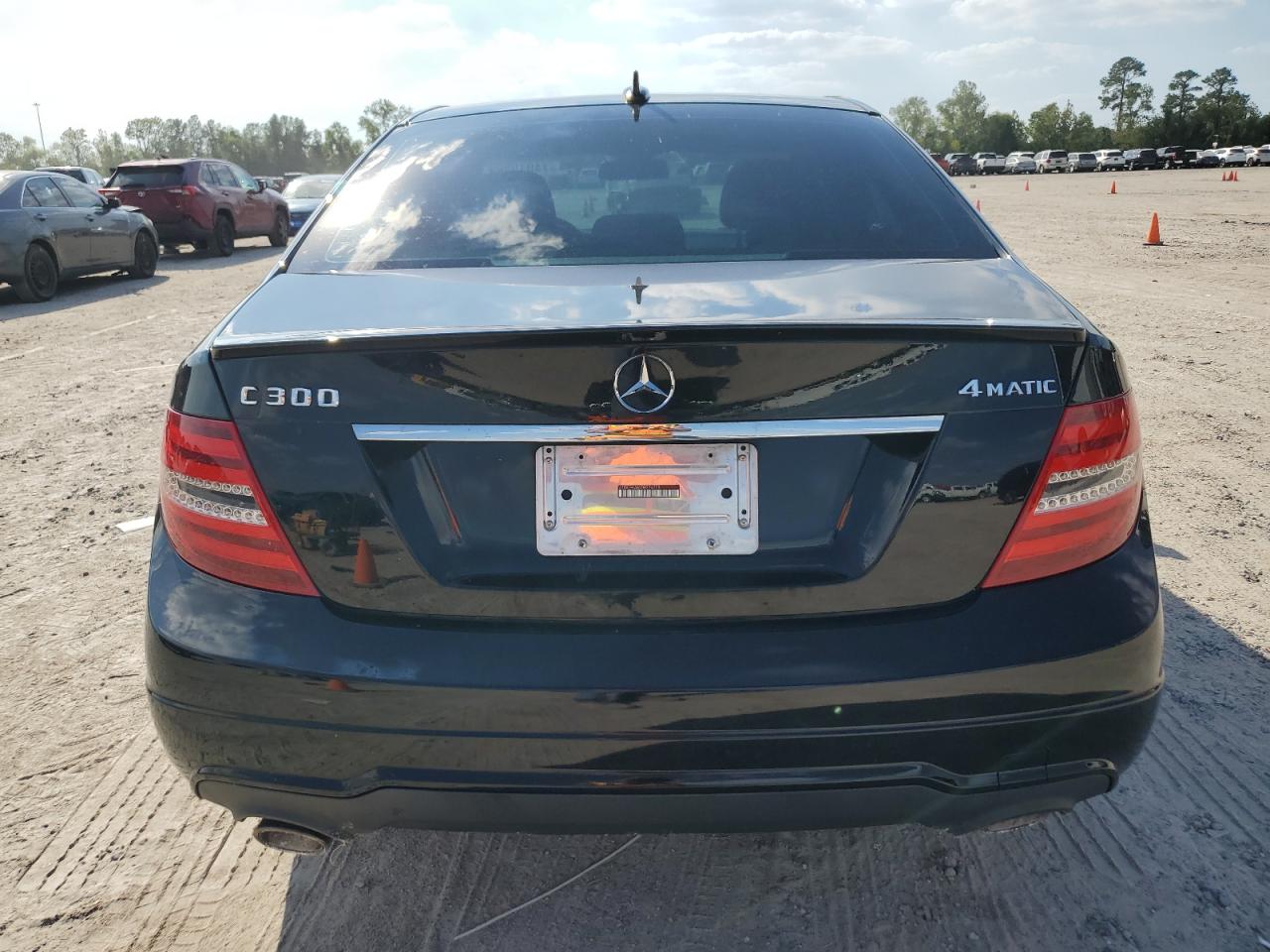 2013 Mercedes-Benz C 300 4Matic VIN: WDDGF8ABXDR274728 Lot: 74010354