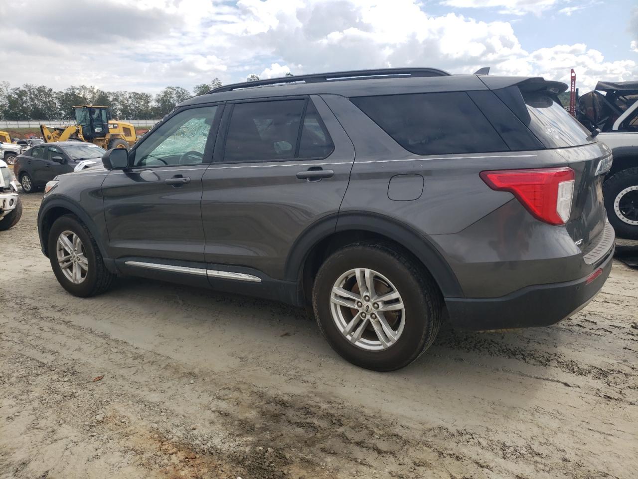 2020 Ford Explorer - Image 2