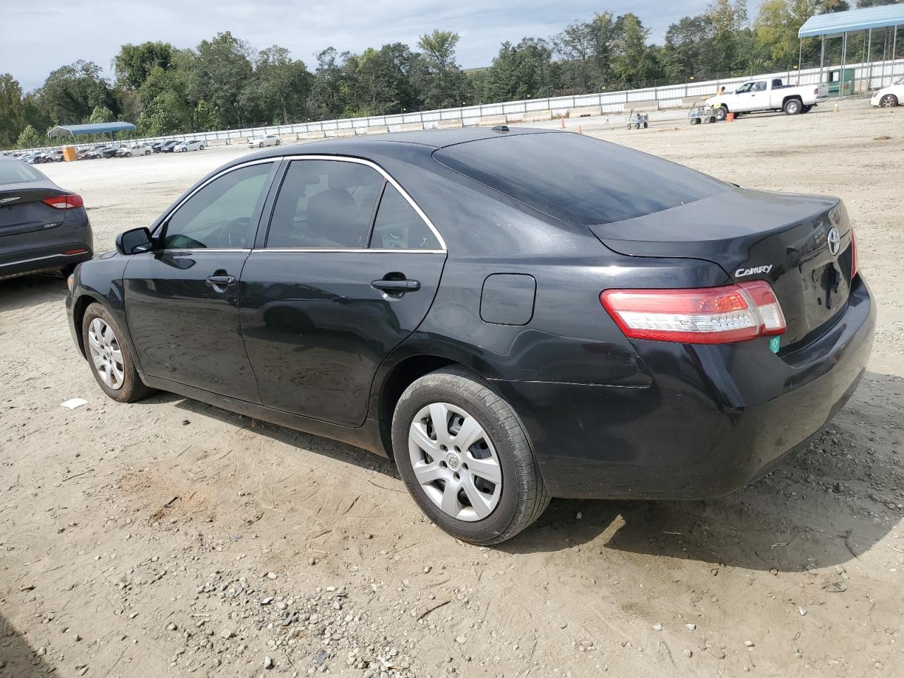 2011 Toyota Camry - Image 2