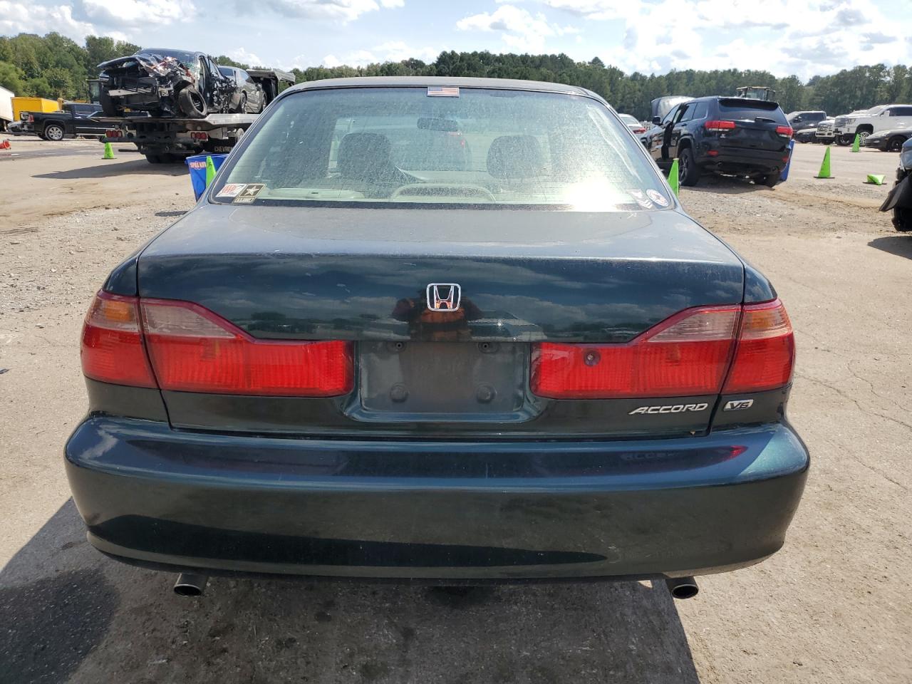 2000 Honda Accord Ex VIN: 1HGCG1656YA099609 Lot: 72946484