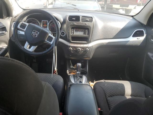 Parquets DODGE JOURNEY 2014 Czerwony