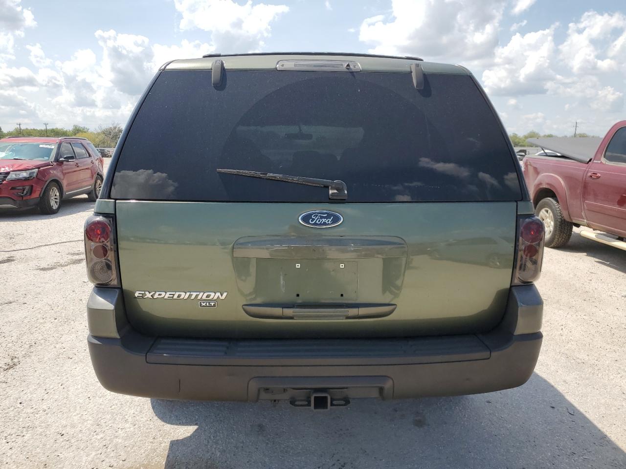 1FMRU15W13LC58203 2003 Ford Expedition Xlt