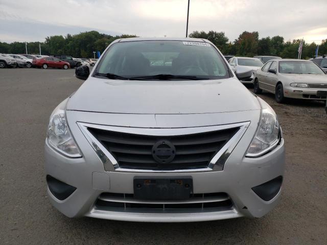 Sedans NISSAN VERSA 2016 Silver